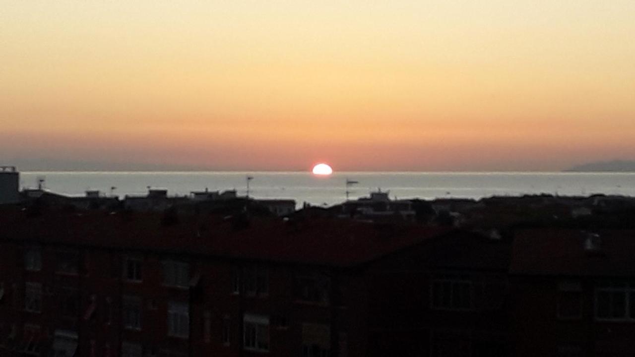 L' Essenziale Lägenhet Livorno Exteriör bild