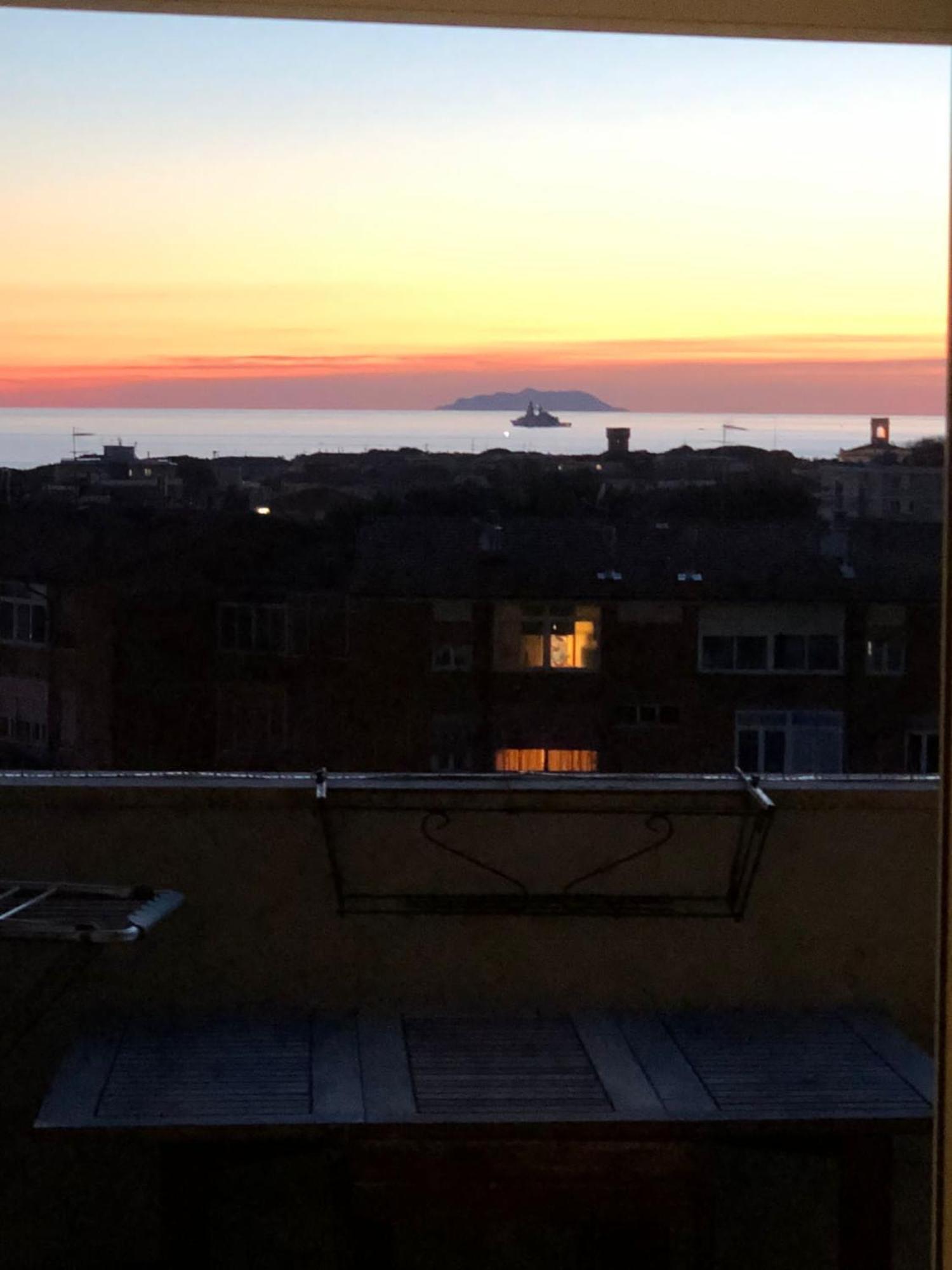 L' Essenziale Lägenhet Livorno Exteriör bild